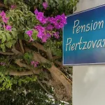 Piertzovani 3*