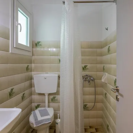 Pension Piertzovani Guest house