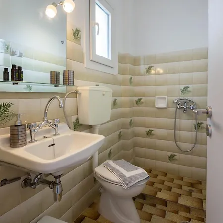 Piertzovani Guest house Parikia (Paros)